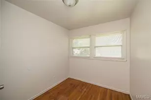 375 Cameron Rd, Saint Louis, MO 63137 - Photo 10