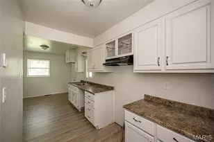 375 Cameron Rd, Saint Louis, MO 63137 - Photo 12