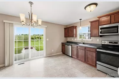 27518 Forest Ridge Drive, Warrenton, MO 63383 - Photo 8