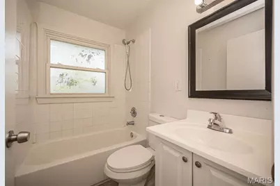 428 Crawford Road, Saint Louis, MO 63137 - Photo 18
