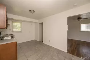 10356 Durness Dr, Saint Louis, MO 63137 - Photo 12