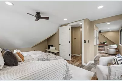 318 N Benton Avenue, Saint Charles, MO 63301 - Photo 22