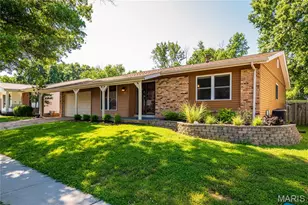 830 Westrun Dr, Ballwin, MO 63021 - Photo 2