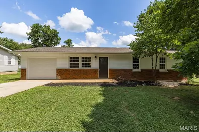 211 Columbia Drive, Bonne Terre, MO 63628 - Photo 1