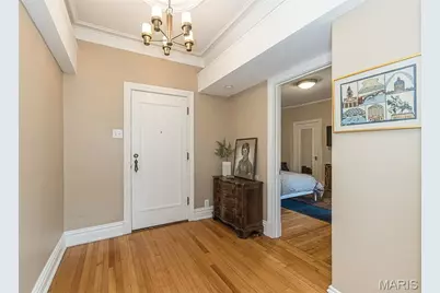 625 S Skinker Boulevard #401, Saint Louis, MO 63105 - Photo 8