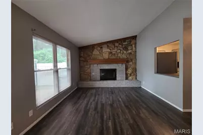 2432 Forest Shadows Drive, Saint Louis, MO 63136 - Photo 6