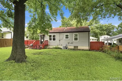 110 Saint Madeleine Lane, Florissant, MO 63031 - Photo 20