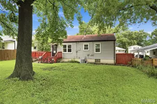 110 St Madeleine Ln, Florissant, MO 63031 - Photo 20