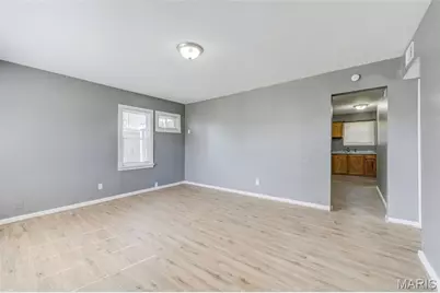 223 La Motte Lane, Saint Louis, MO 63135 - Photo 4