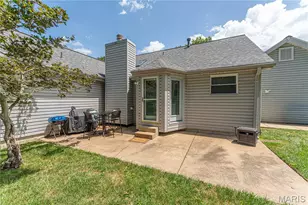 25 Beaujolais Dr, Florissant, MO 63031 - Photo 54
