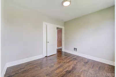 1243 Sutter Avenue, Saint Louis, MO 63133 - Photo 8