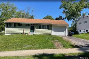 7753 Paddington Dr, Saint Louis, MO 63121 - Photo 1