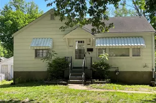 7809 Utica Dr, Saint Louis, MO 63133 - Photo 1