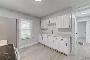 8067 Aline Ave, Saint Louis, MO 63134 - Photo 10