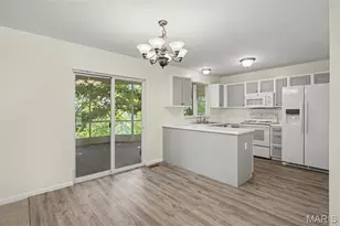 408 Bethany Ct, Valley Park, MO 63088 - Photo 8