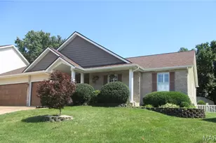 3122 Piney Pointe Dr, Oakville, MO 63129 - Photo 2