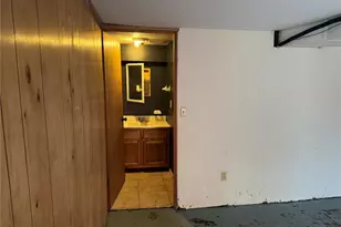 11749 Galba Dr, Florissant, MO 63033 - Photo 16
