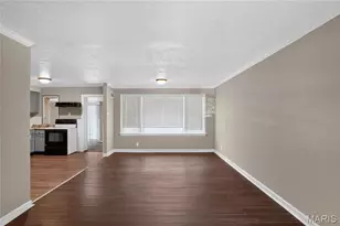 9765 Colony Dr, Saint Louis, MO 63137 - Photo 6
