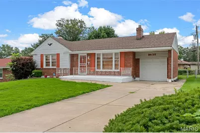 9438 Edgewater Drive, Saint Louis, MO 63136 - Photo 2