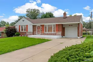 9438 Edgewater Dr, Saint Louis, MO 63136 - Photo 2
