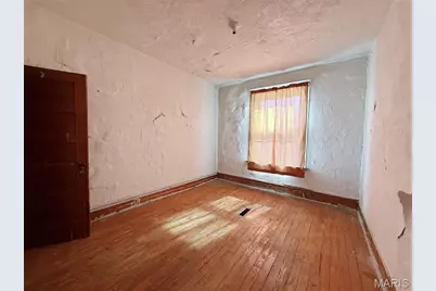 4753 Maffitt Avenue, Saint Louis, MO 63113 - Photo 6