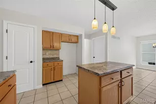 4014 Treeshadow Dr, Saint Peters, MO 63376 - Photo 16