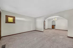 340 Kemper St, Troy, MO 63379 - Photo 8