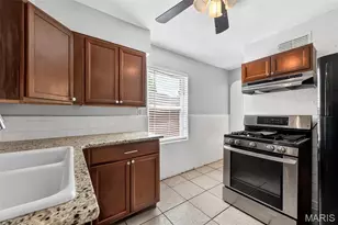 7541 Norwalk Ln, Saint Louis, MO 63121 - Photo 14