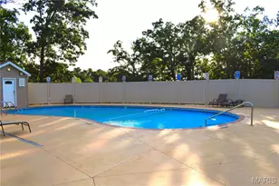 5766 Westphalia Ln, Oakville, MO 63129 - Photo 22