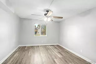 5766 Westphalia Ln, Oakville, MO 63129 - Photo 14