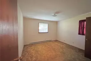210 N 6th St, Elsberry, MO 63343 - Photo 6