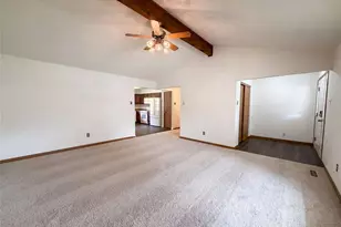 3679 Vago Ln, Florissant, MO 63034 - Photo 10
