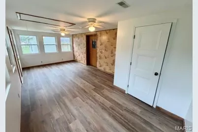 718 N Sturgeon Street, Montgomery City, MO 63361 - Photo 12