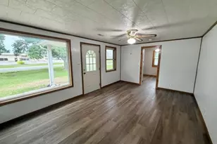 718 N Sturgeon St, Montgomery City, MO 63361 - Photo 18