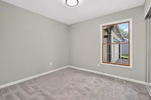 231 Laurelwood Dr, Saint Peters, MO 63376 - Photo 14