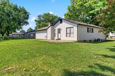 231 Laurelwood Drive, Saint Peters, MO 63376 - Photo 26
