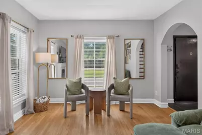 1067 Wilson Avenue, Saint Louis, MO 63130 - Photo 12