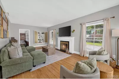 1067 Wilson Avenue, Saint Louis, MO 63130 - Photo 10