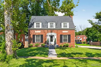 1067 Wilson Avenue, Saint Louis, MO 63130 - Photo 2