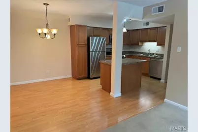 1431 Willow Brook Cove #7, Saint Louis, MO 63146 - Photo 6
