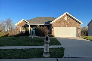 3916 Albers Pointe Dr, Florissant, MO 63034 - Photo 1