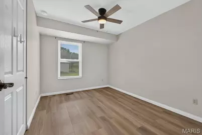 930 Bellestri Drive, Ballwin, MO 63021 - Photo 20