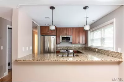 610 Forest #2, Saint Louis, MO 63105 - Photo 4