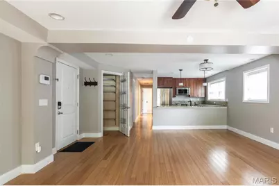 610 Forest #2, Saint Louis, MO 63105 - Photo 2