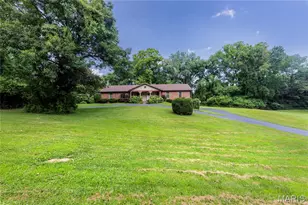 3641 Afshari Cir, Florissant, MO 63034 - Photo 2