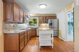 3499 Brookwood Cir, Saint Charles, MO 63301 - Photo 12