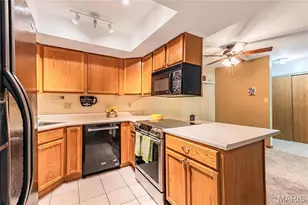 1440 Heritage Landing, Saint Charles, MO 63303 - Photo 8