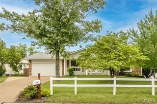 36 Park Charles Blvd N, Saint Peters, MO 63376 - Photo 4