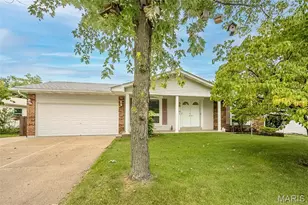 36 Park Charles Blvd, Saint Peters, MO 63376 - Photo 1