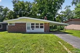 6851 Woodhurst Dr, Berkeley, MO 63134 - Photo 1